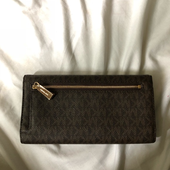 Michael Korda Wallet - Picture 2 of 4